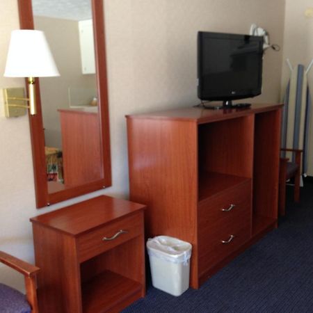 Knights Inn Elizabethtown Zimmer foto